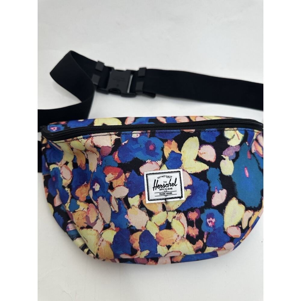 THE HERSCHEL SUPPLY CO. Brand Floral Print Large Crossbody Fanny Pack - Picture 2 of 5